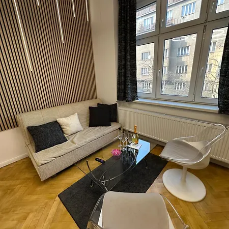 Karlin Oasis 2-bedroom *