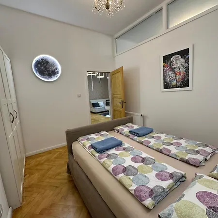דירה Karlin Oasis 2-bedroom פראג