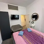 Karlin Oasis 2-bedroom Daire *