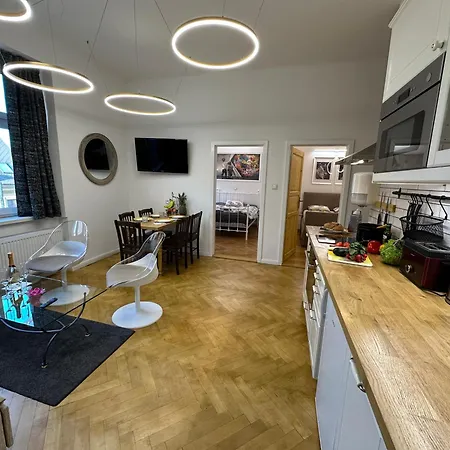 Karlin Oasis 2-bedroom Apartmán