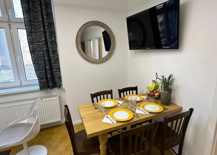 Karlin Oasis 2-bedroom Apartmán *