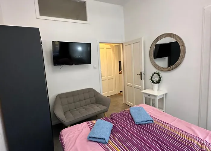 Karlin Oasis 2-bedroom Apartmán *