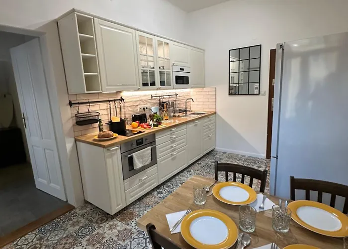 Karlin Oasis 2-bedroom *